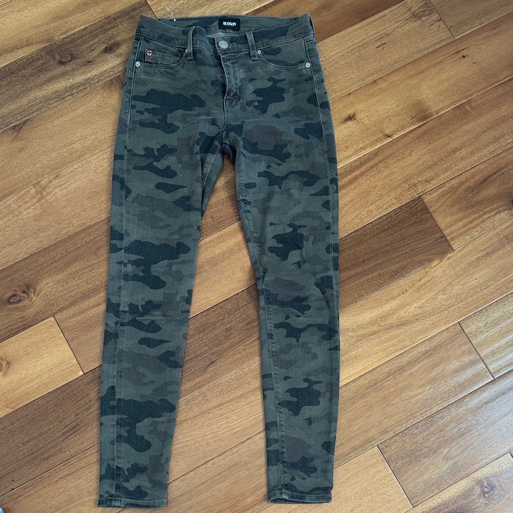 Hudson Jeans Nico Super Skinny Ankle